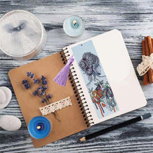 Afbeelding in Gallery-weergave laden, Diamond Painting Boekenlegger Vrouw met Bloemen