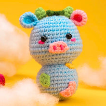 Afbeelding in Gallery-weergave laden, Haakpakket Amigurumi - Blauwe Koe Figured'Art