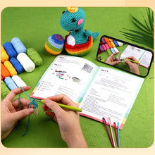 Afbeelding in Gallery-weergave laden, Haakpakket Amigurumi - Dino Koning met Regenboogei