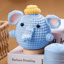 Afbeelding in Gallery-weergave laden, Haakpakket Amigurumi - Olifantenbal met Hoed Figured'Art