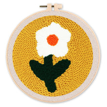 Afbeelding in Gallery-weergave laden, Punch Needle pakket Mooie witte bloem
