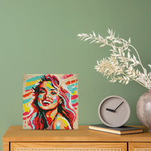 Afbeelding in Gallery-weergave laden, Mini Diamond Painting 25x25 cm - Blonde Vrouw Pop Art