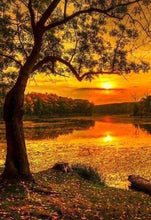 Afbeelding in Gallery-weergave laden, Diamond Painting - Meer bij zonsondergang Diamond Painting Landschappen, landschappen