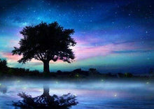 Afbeelding in Gallery-weergave laden, Diamond Painting - Boom in de nacht Diamond Painting Landschappen, landschappen, bomen