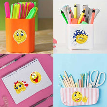 Afbeelding in Gallery-weergave laden, Diamond Painting 5D 24 Emoji Stickervellen