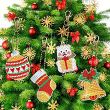 Afbeelding in Gallery-weergave laden, Diamond Painting Sleutelhanger 5D Set 3 Kerstmis 8 Stuks