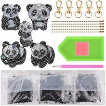 Afbeelding in Gallery-weergave laden, Diamond Painting Sleutelhanger 5D Panda