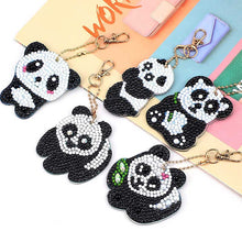 Afbeelding in Gallery-weergave laden, Diamond Painting Sleutelhanger 5D Panda