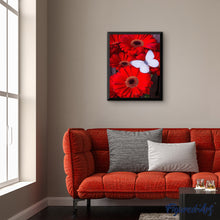 Afbeelding in Gallery-weergave laden, Schilderen op Nummer - Vlinder en rode bloemen
