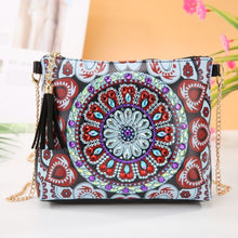 Afbeelding in Gallery-weergave laden, Diamond Painting handtas - Karmozijnrood Mandala