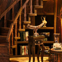 Afbeelding in Gallery-weergave laden, Book Nook - Oude Rijm Bibliotheek
