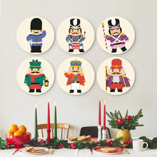 Afbeelding in Gallery-weergave laden, Mini Serie Schilderen op Nummer - Schijven Ø20cm (6 stuks) - Vintage notenkrakerset