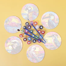 Afbeelding in Gallery-weergave laden, Schilderen op Nummer Onderzetters 15cm (6 stuks) - Levendige Tropische Vogels