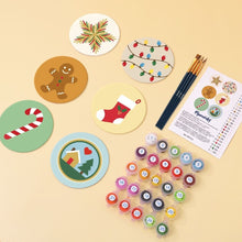 Afbeelding in Gallery-weergave laden, Schilderen op Nummer Onderzetters 10cm (6 stuks) - Kerstmagie