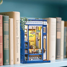 Afbeelding in Gallery-weergave laden, Book Nook - Literatuurboekwinkel