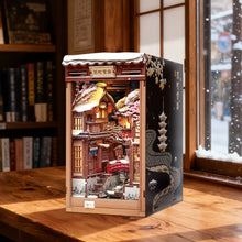Afbeelding in Gallery-weergave laden, Book Nook - Sneeuwgefluister in Kyoto Figured'Art