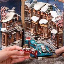 Afbeelding in Gallery-weergave laden, Book Nook - Sneeuwgefluister in Kyoto