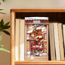 Afbeelding in Gallery-weergave laden, Book Nook - Sneeuwgefluister in Kyoto
