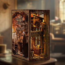 Afbeelding in Gallery-weergave laden, Book Nook - Serenity Koffiehuis
