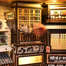 Afbeelding in Gallery-weergave laden, Book Nook - Het Steegje wacht op de kat