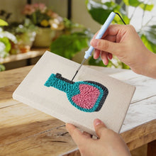 Afbeelding in Gallery-weergave laden, Punch Needle Set (4 stuks) met frames - Bureau Essentials 1