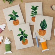 Afbeelding in Gallery-weergave laden, Punch Needle Set (4 stuks) met frames - Stedelijke Jungle 1