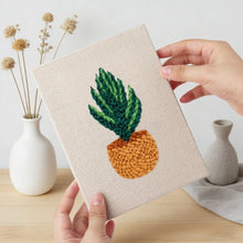 Afbeelding in Gallery-weergave laden, Punch Needle Set (4 stuks) met frames - Stedelijke Jungle 1