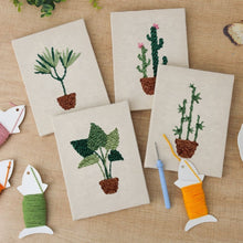 Afbeelding in Gallery-weergave laden, Punch Needle Set (4 stuks) met frames - Stedelijke Jungle 3