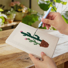 Afbeelding in Gallery-weergave laden, Punch Needle Set (4 stuks) met frames - Stedelijke Jungle 3