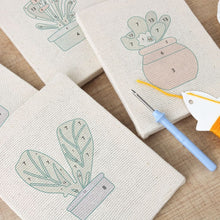 Afbeelding in Gallery-weergave laden, Punch Needle Set (4 stuks) met frames - Thuis Tuin Sfeer