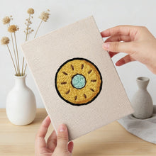 Afbeelding in Gallery-weergave laden, Punch Needle Set (4 stuks) met frames - Streetfood 1