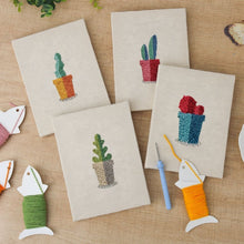 Afbeelding in Gallery-weergave laden, Punch Needle Set (4 stuks) met frames - Kleine Vetplanten Potjes 1