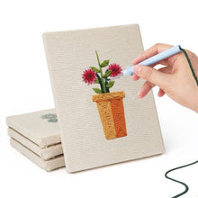 Afbeelding in Gallery-weergave laden, Punch Needle Set (4 stuks) met frames - Bloeiende Mini Potjes 3