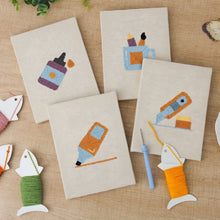 Afbeelding in Gallery-weergave laden, Punch Needle Set (4 stuks) met frames - Creatieve Bureau Iconen