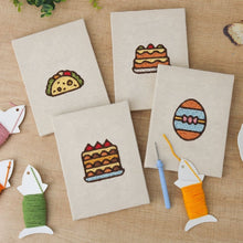 Afbeelding in Gallery-weergave laden, Punch Needle Set (4 stuks) met frames - Taarten en Lekkernijen