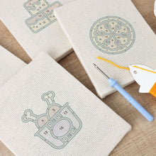 Afbeelding in Gallery-weergave laden, Punch Needle Set (4 stuks) met frames - Heerlijke Hapjes 3