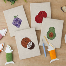 Afbeelding in Gallery-weergave laden, Punch Needle Set (4 stuks) met frames - Fruitfeest 2
