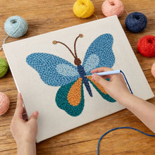 Afbeelding in Gallery-weergave laden, Punch Needle Pakket met frame - Blauwe Vlinder