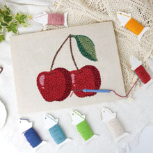 Afbeelding in Gallery-weergave laden, Punch Needle Pakket met frame - Kersen