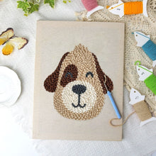 Afbeelding in Gallery-weergave laden, Punch Needle Pakket met frame - Vrolijke Hond