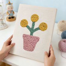 Afbeelding in Gallery-weergave laden, Punch Needle Pakket met frame - Groene Vingers