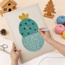 Afbeelding in Gallery-weergave laden, Punch Needle Pakket met frame - Kleine Blije Cactus