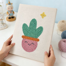 Afbeelding in Gallery-weergave laden, Punch Needle Pakket met frame - Lachende Cactus