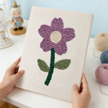 Afbeelding in Gallery-weergave laden, Punch Needle Pakket met frame - Zachte Lentebloem