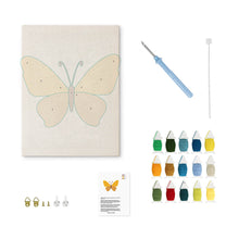 Afbeelding in Gallery-weergave laden, Punch Needle Pakket met frame - Gouden Vlinder