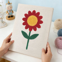 Afbeelding in Gallery-weergave laden, Punch Needle Pakket met frame - Stralende Bloem