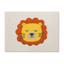 Afbeelding in Gallery-weergave laden, Punch Needle Pakket met frame - Slapende Leeuw