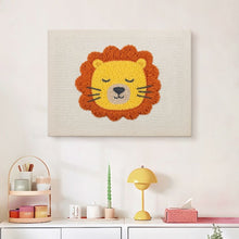 Afbeelding in Gallery-weergave laden, Punch Needle Pakket met frame - Slapende Leeuw