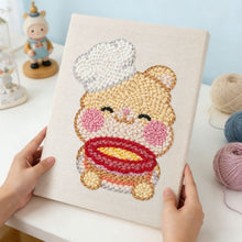 Afbeelding in Gallery-weergave laden, Punch Needle Pakket met frame - Bakkende Konijn
