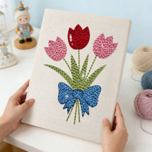 Afbeelding in Gallery-weergave laden, Punch Needle Pakket met frame - Tulpen Boeket